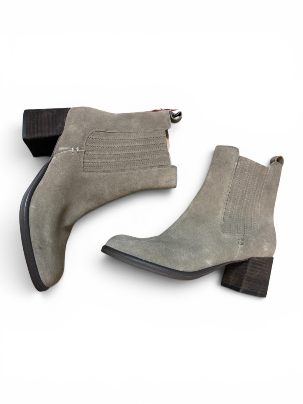 Blondo Sonali Suede Waterproof Chelsea Boots Size 7.5